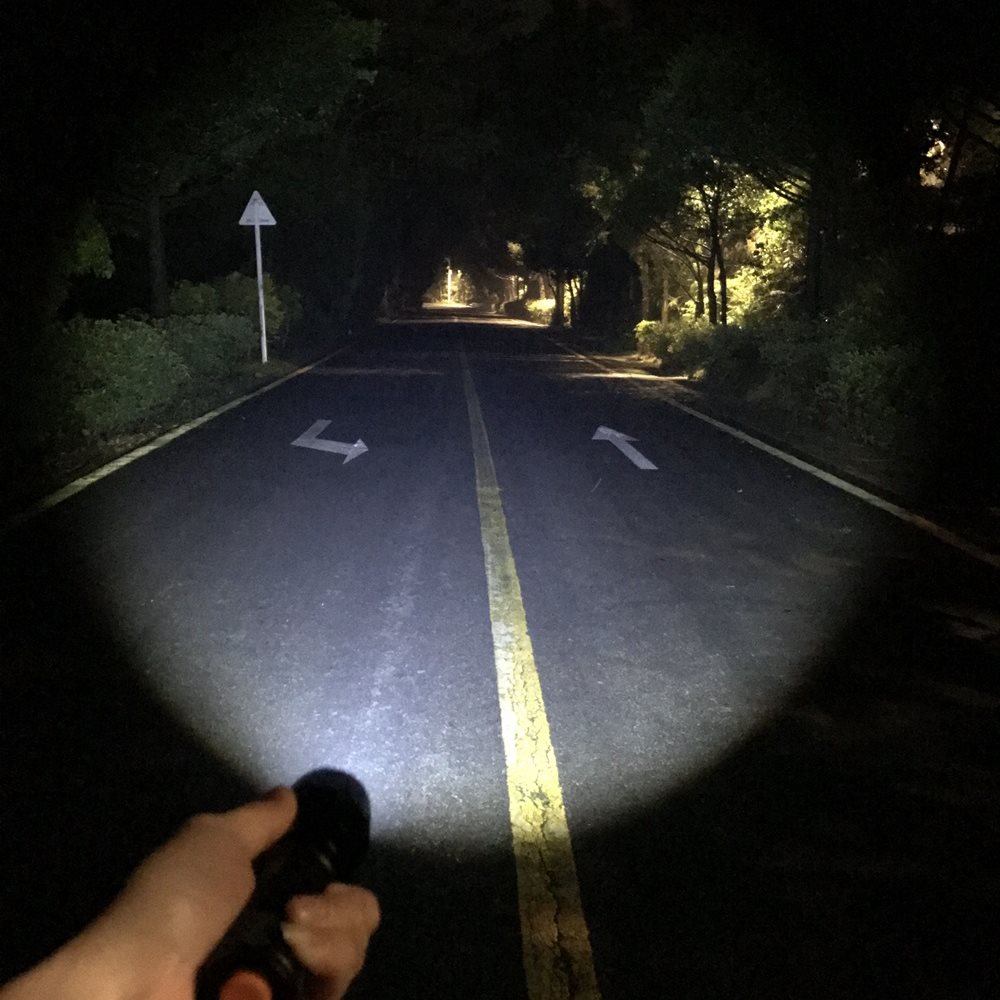 Torcia LED Zoom 2in-1 Luce Bia - Outdoor Power Not Working recensione e prezzo